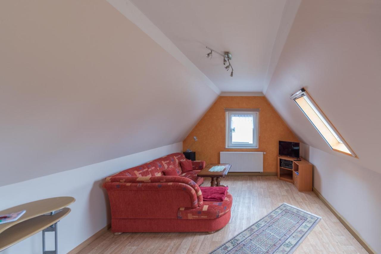 Ferienwohnung Lodig Gross Sarchen Buitenkant foto
